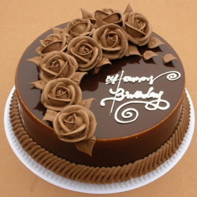 White forest 500 grams birthday cake - Picture of London Bakes N' Grills,  Palakkad - Tripadvisor